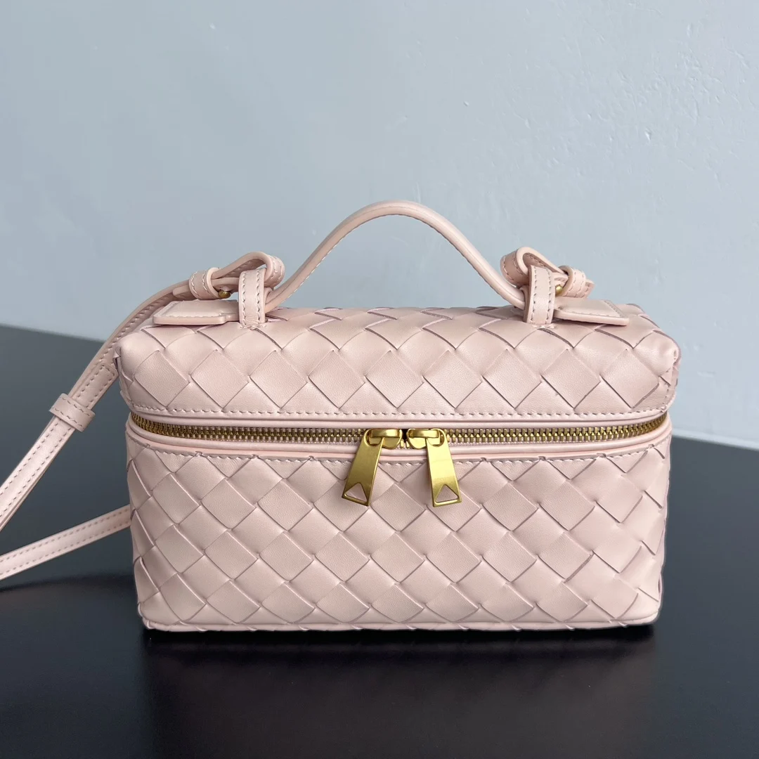 Bottega Veneta 789109 New Vanity Case Cord Cosmetic Bag Crossbody Bag