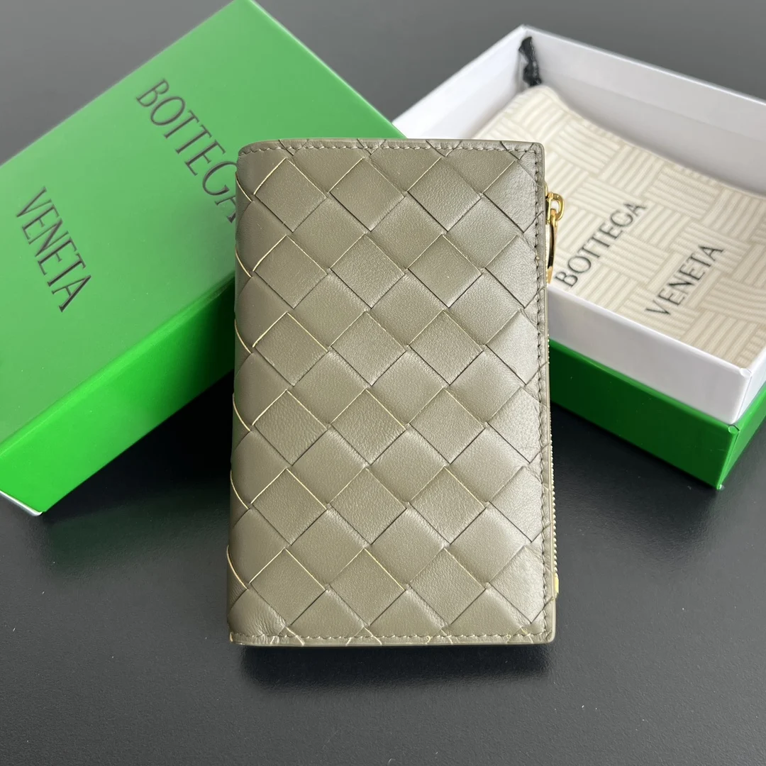 Bottega Veneta 749940 Woven Bi-fold Zip Wallet