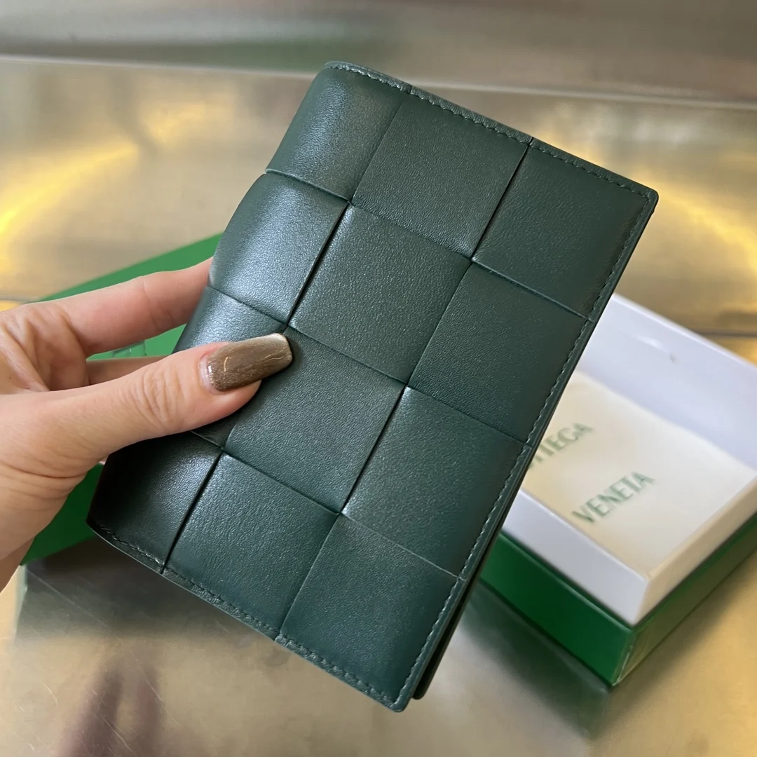 Bottega Veneta 777046 Lambskin Cassette Passport Holder