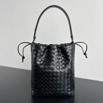 836020 Woven Bucket Bag Women s Tote Bag Replica Bottega Veneta womens bags