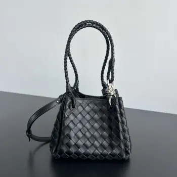 796569 New Intrecciato Woven Leather Shoulder Bag Women s Shoulder Bag Crossbody Bag Replica Bottega Veneta womens bags