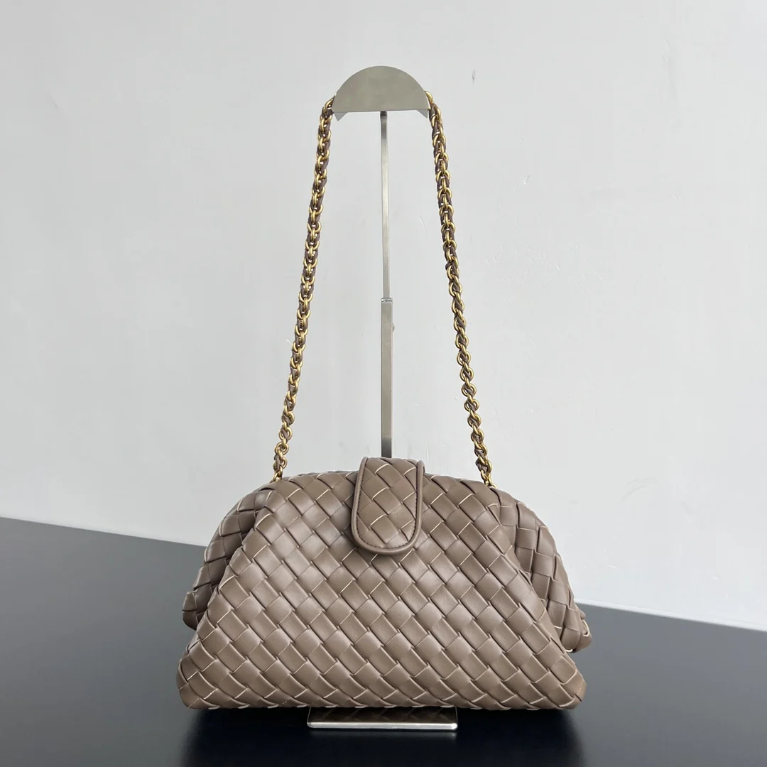 Bottega Veneta 785807 New Lauren 1980 Chain Clutch Crossbody Bag Bottega Veneta 785807 New Lauren 1980 Chain Clutch Crossbody Bag