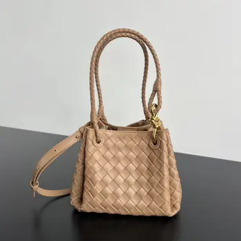 796569 New intrecciato woven women s crossbody shoulder bag Replica Bottega Veneta womens bags