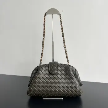 785807 New Lauren 1980 Chain Clutch Crossbody Bag Replica Bottega Veneta womens bags