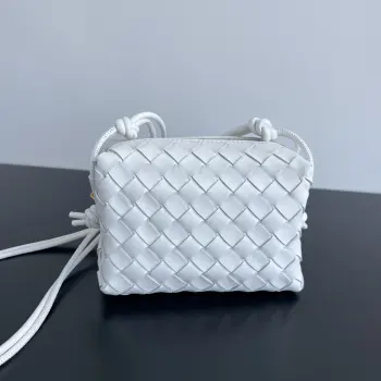 723547 Camera Bag Sling Bag Replica Bottega Veneta womens bags