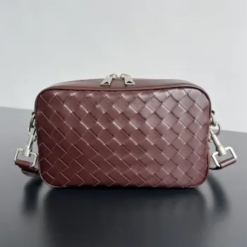 755925 Early Autumn New Men s Camera Bag Crossbody Bag Replica Bottega Veneta mens bags
