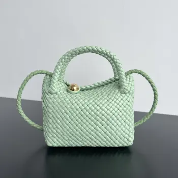 776755 2023 Winter Collection Tosca Handbag Women s Tote Shoulder Bag Replica Bottega Veneta womens bags