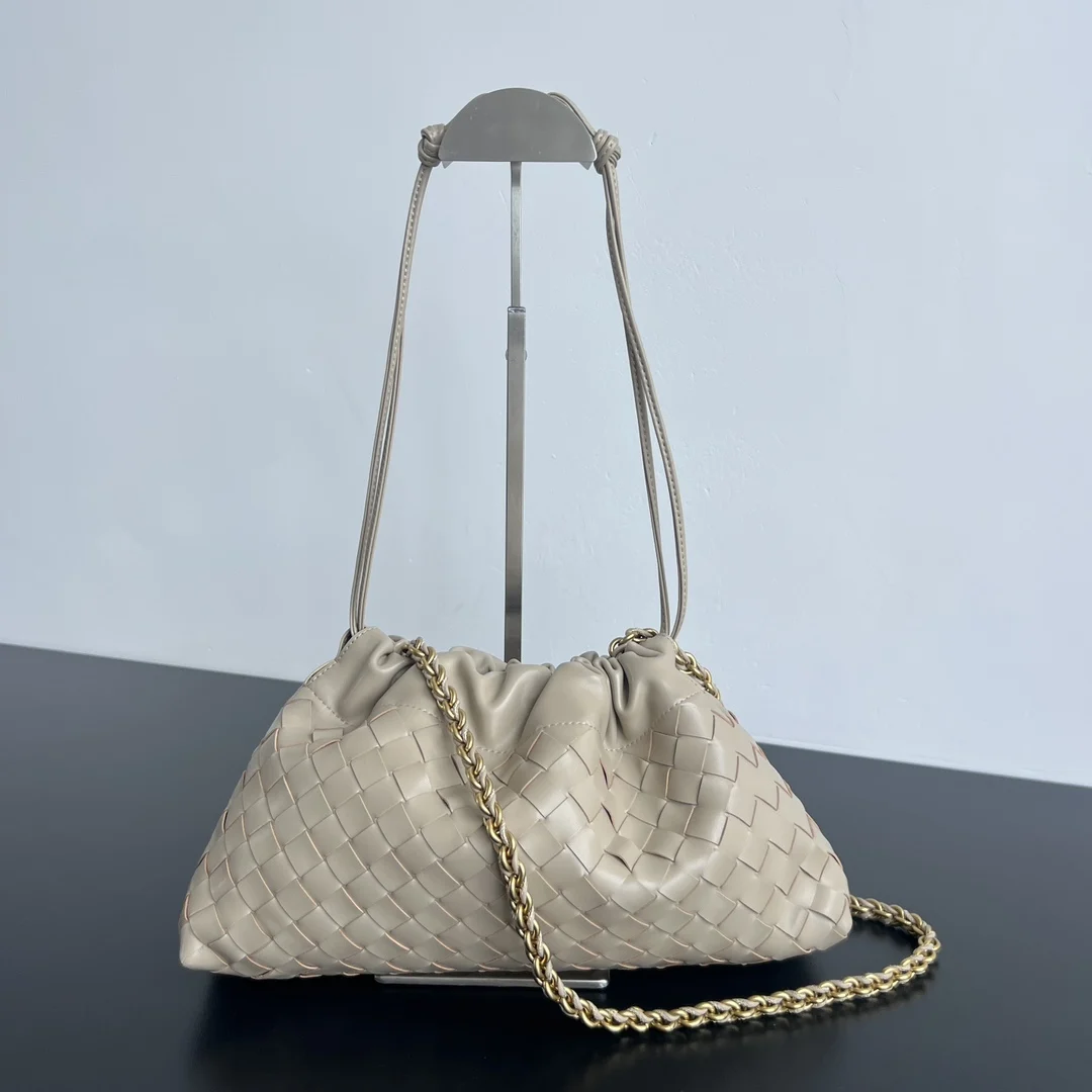 Bottega Veneta 839394 New Dustbag Chain Bag Women s Shoulder Backpack