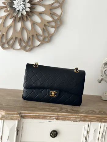 A2220 Vintage Lambskin CF Crossbody Bag Replica Chanel womens bags