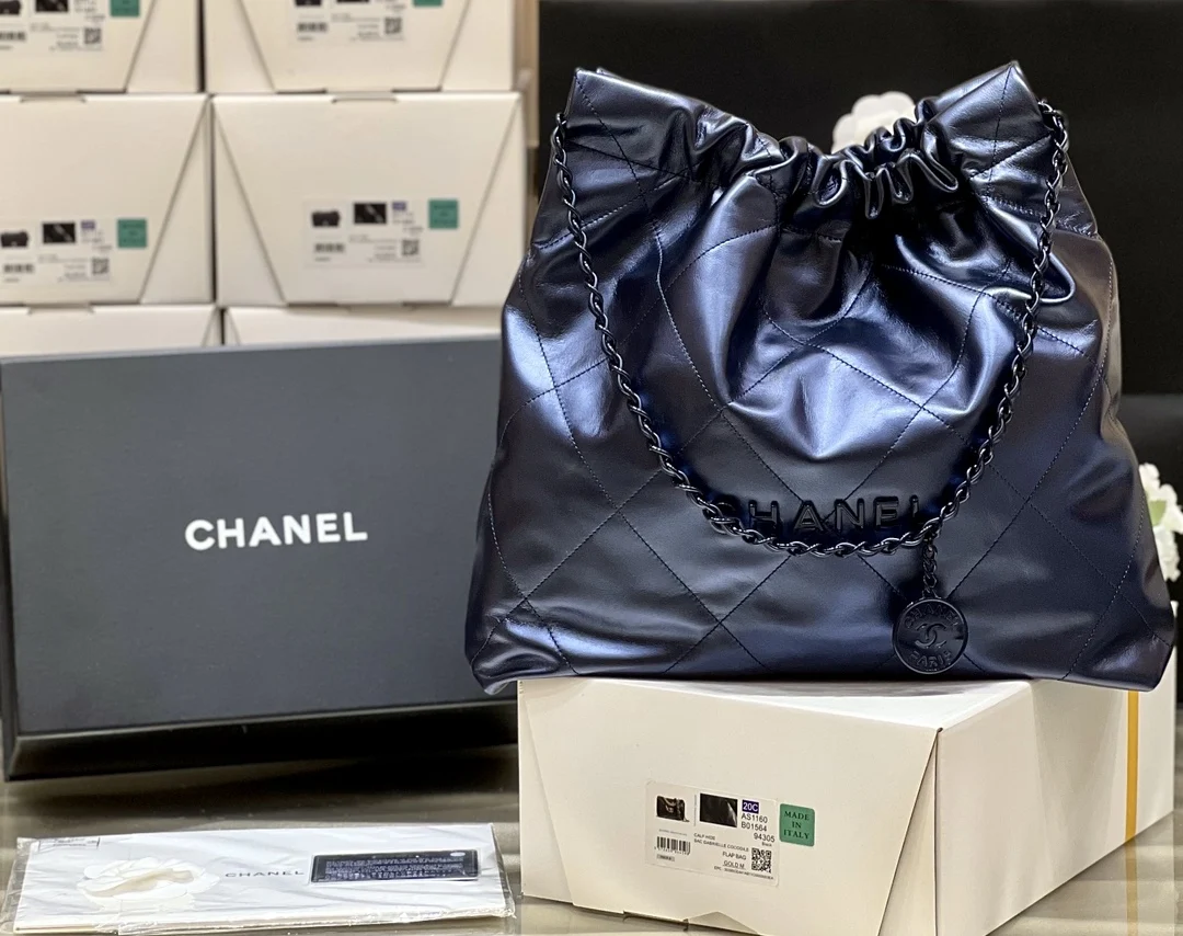 Chanel AS3261 22A 22BAG Medium Trash Bag Women s Crossbody Bag