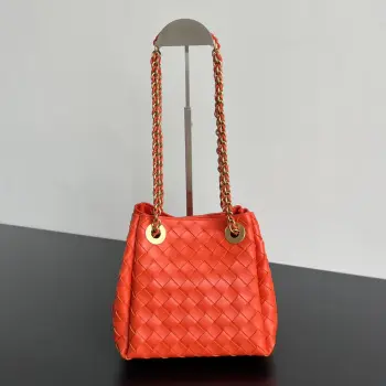 817175 Early Spring New Chain Parachute Women s Shoulder Bag Replica Bottega Veneta womens bags