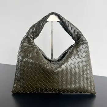 796262 New Medium HOP Bag Women s Shoulder Backpack Replica Bottega Veneta womens bags