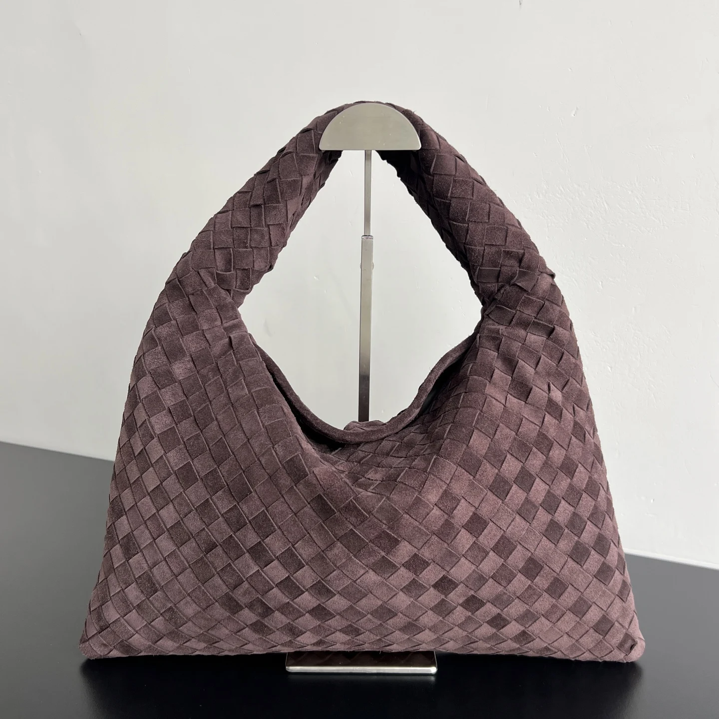 Bottega Veneta 796262 New Medium HOP Bag Women s Shoulder Backpack Bottega Veneta 796262 New Medium HOP Bag Women s Shoulder Backpack