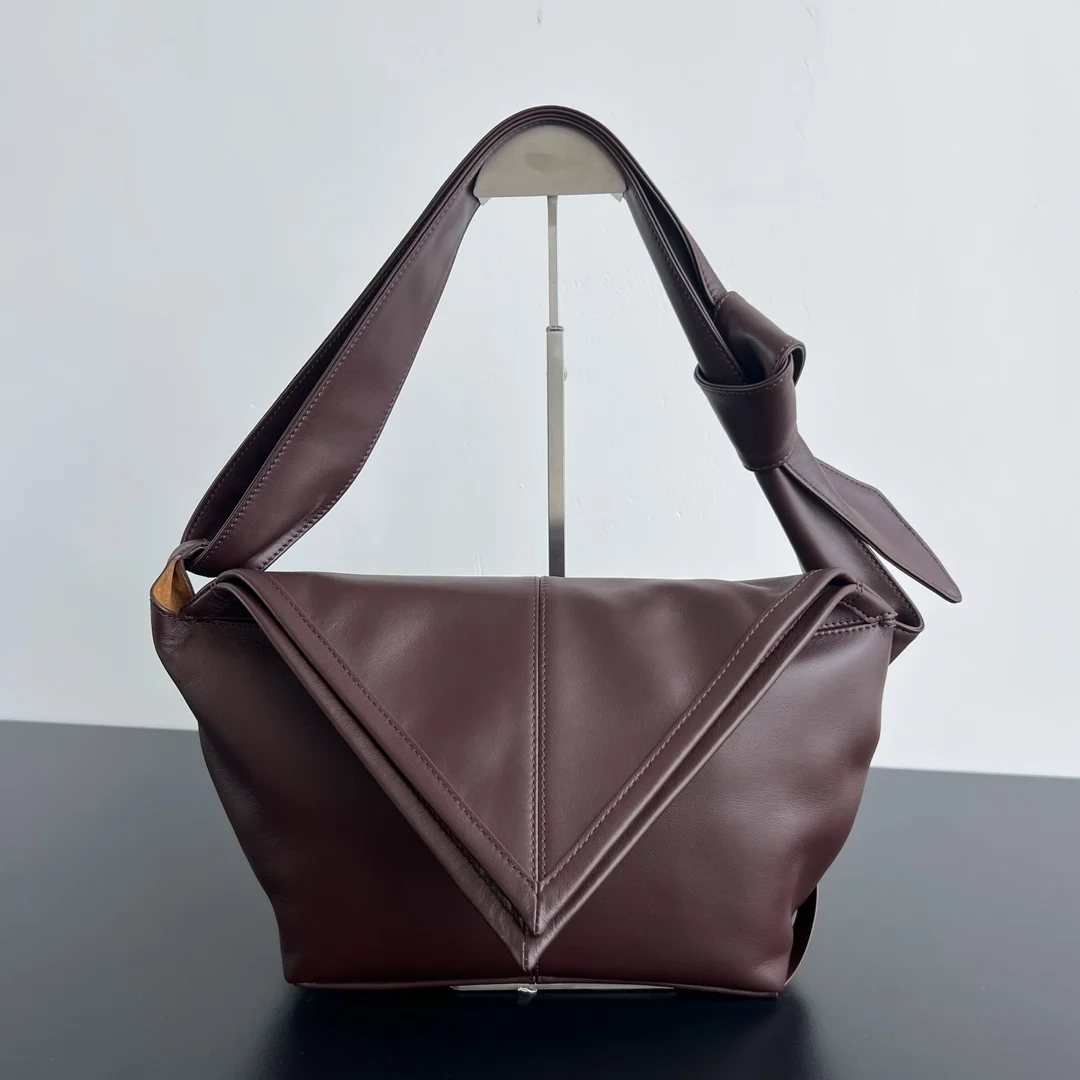 Bottega Veneta 815807 New Sawyer Large Triangle Bag Women s Shoulder Backpack Bottega Veneta 815807 New Sawyer Large Triangle Bag Women s Shoulder Backpack