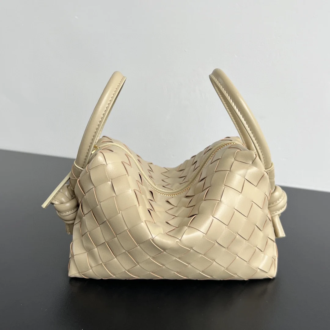 Bottega Veneta 796615 New Classic Loop Women s Tote Shoulder Bag