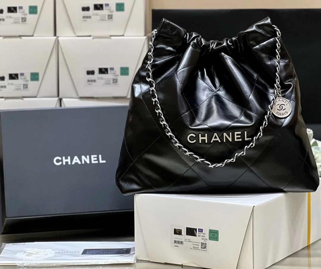 Chanel AS3261 2022cc 22BAG Medium Trash Bag Women s Crossbody Bag