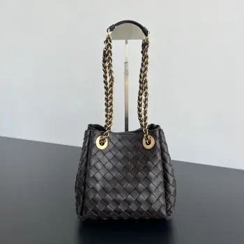 817175 Early Spring New Chain Parachute Women s Shoulder Bag Replica Bottega Veneta womens bags