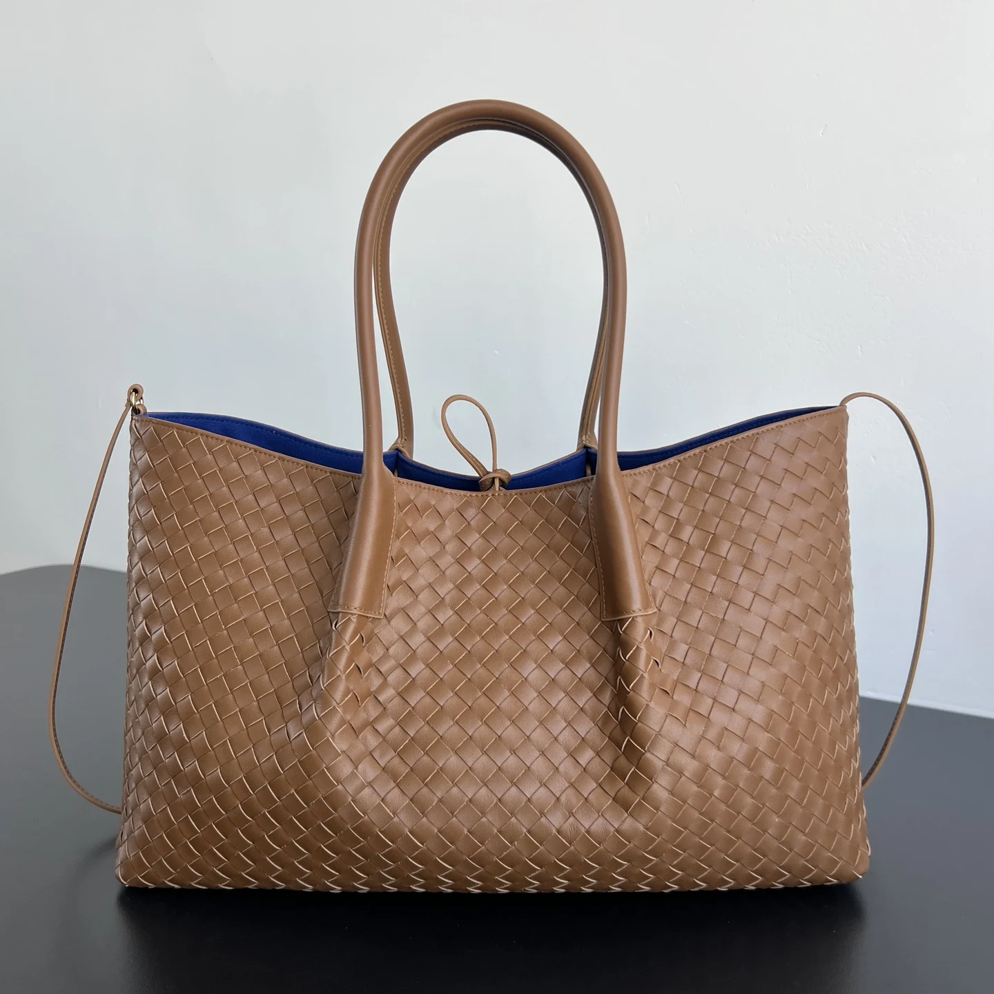Bottega Veneta 817166 Pinacoteca Medium Tote Bag, Women s Tote Shoulder Bag Bottega Veneta 817166 Pinacoteca Medium Tote Bag, Women s Tote Shoulder Bag