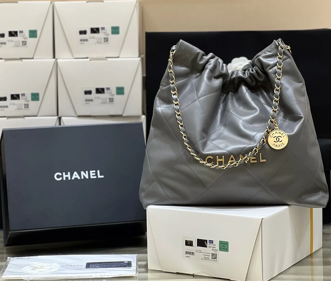 Chanel AS3261 2022cc 22BAG Medium Trash Bag Women s Crossbody Bag