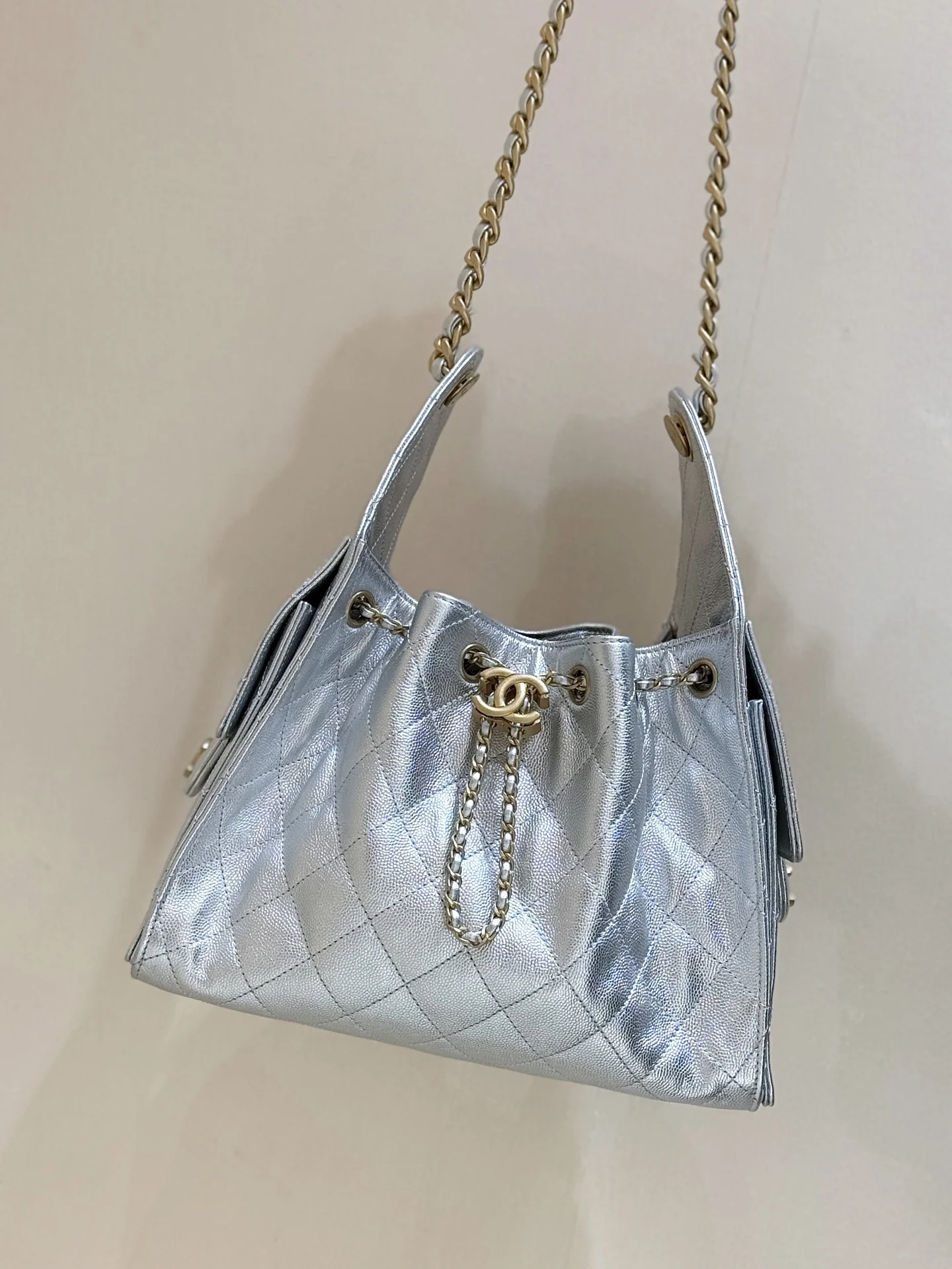 Chanel AS5293 25C Popular Hobo Underarm Bag Women s Shoulder Backpack Chanel AS5293 25C Popular Hobo Underarm Bag Women s Shoulder Backpack