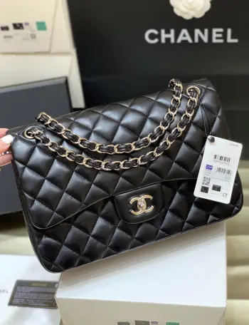 CF30 Classic Flap Bag Jumbo Size Crossbody Bag Replica Chanel womens bags