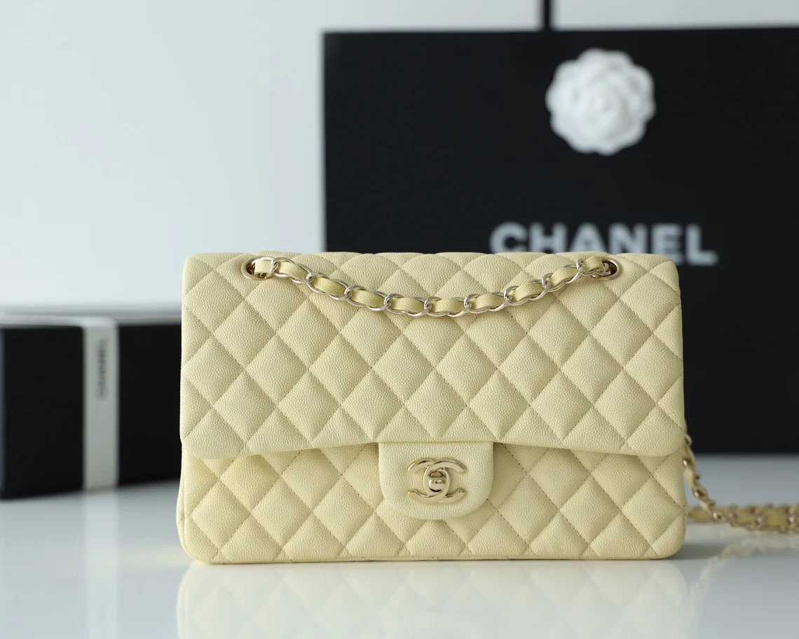 Chanel 1112 Classic Flap Bag CF Medium Women s Crossbody Bag Chanel 1112 Classic Flap Bag CF Medium Women s Crossbody Bag