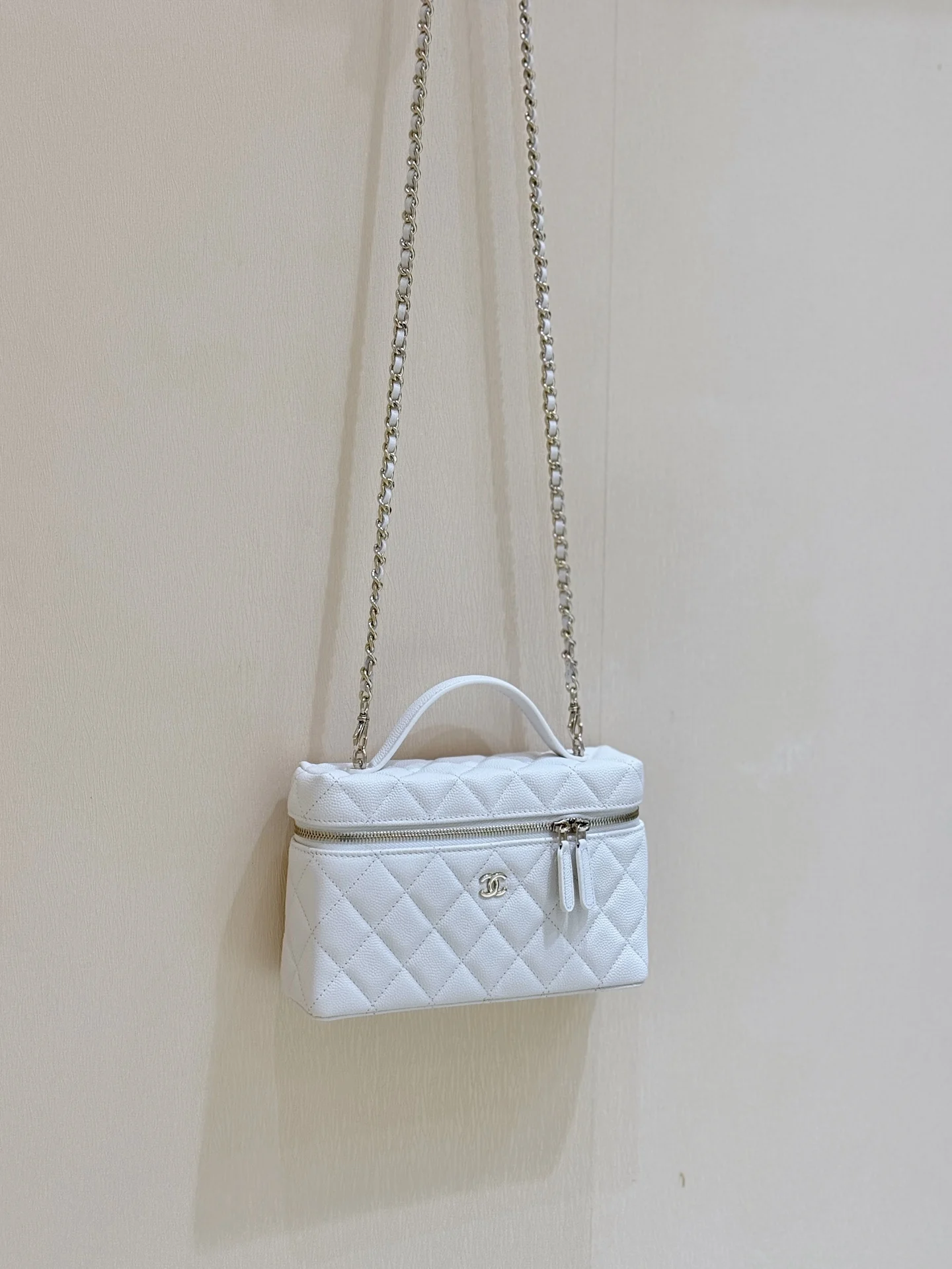 Chanel AP4385 25C LP Lunch Box Bag Women s Tote Crossbody Bag