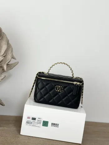 66054 24c Diamond Letter Handle Tote Crossbody Bag Replica Chanel womens bags