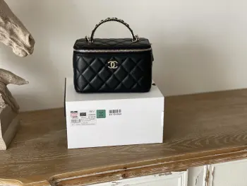 66060 25s Pearl Cosmetic Long Box Makeup White Ladies Handbag Shoulder Bag Replica Chanel womens bags