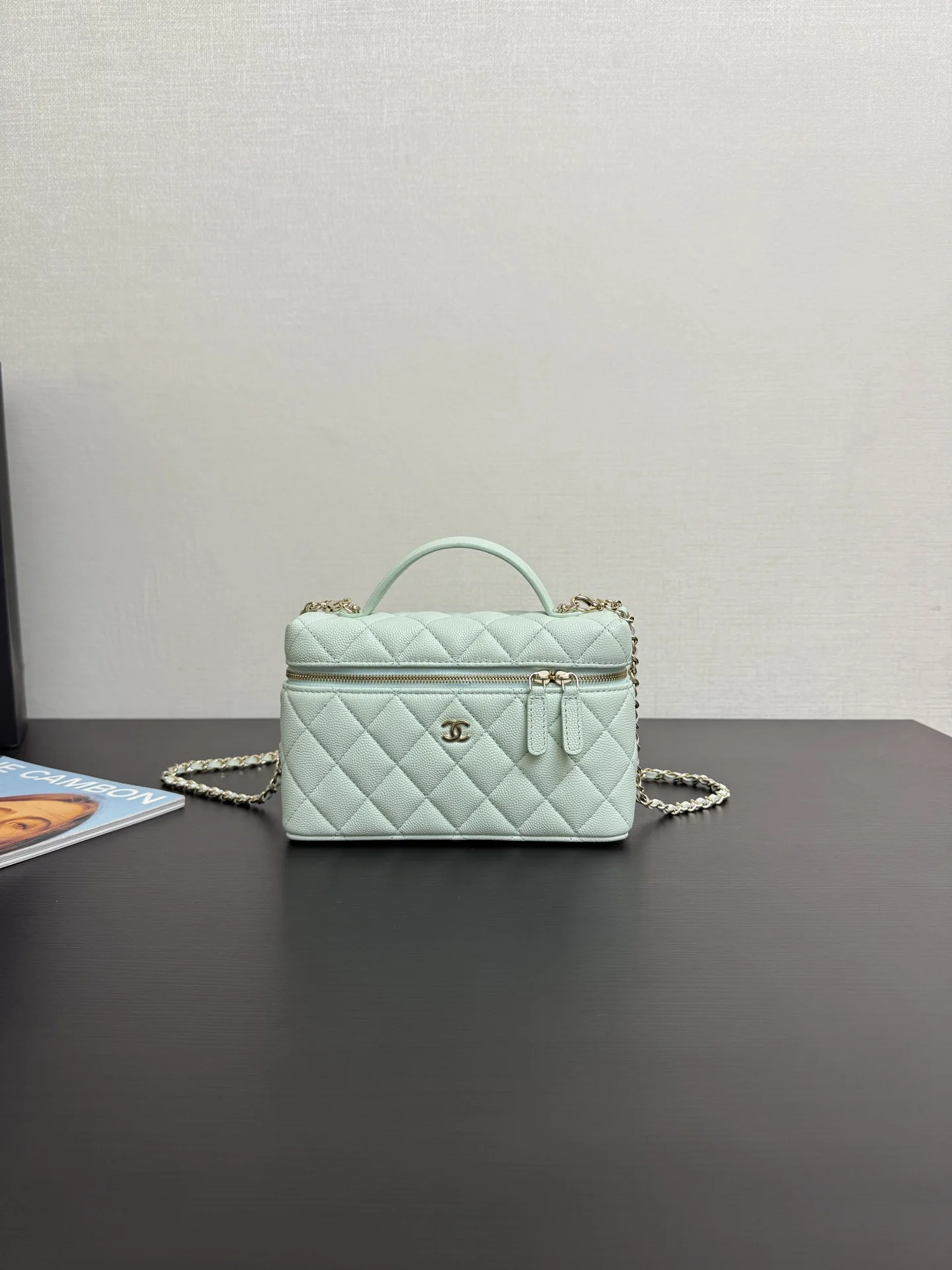 Chanel 99448 25C LP Box Cosmetic Bag Women s Handbag Crossbody Bag