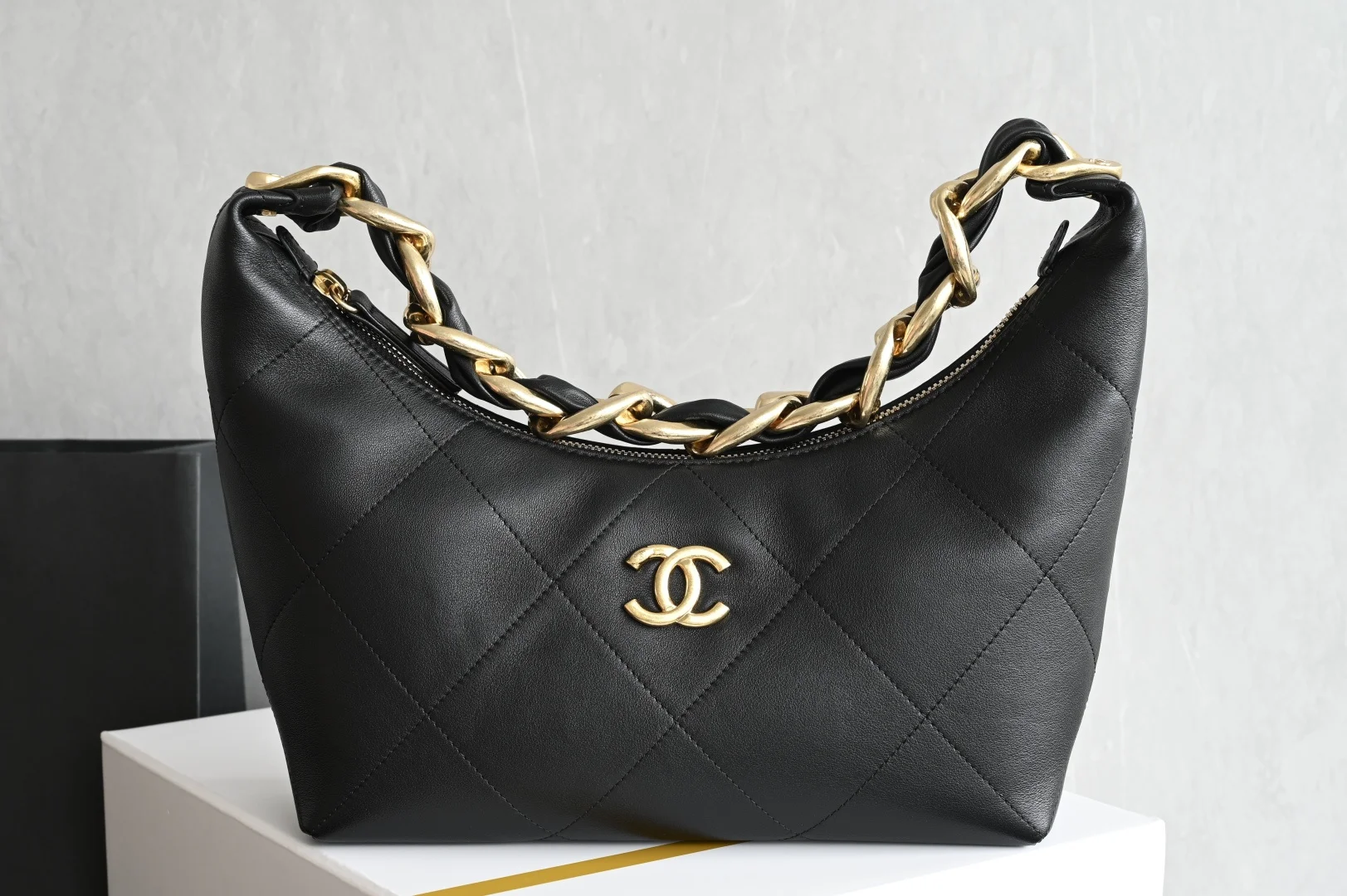 Chanel 5837 25k Gold Chain Hobo Bag