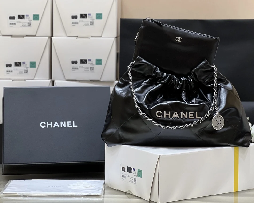 Chanel AS4486 24C 22BAG Horizontal Garbage Bag Women s Shoulder Bag