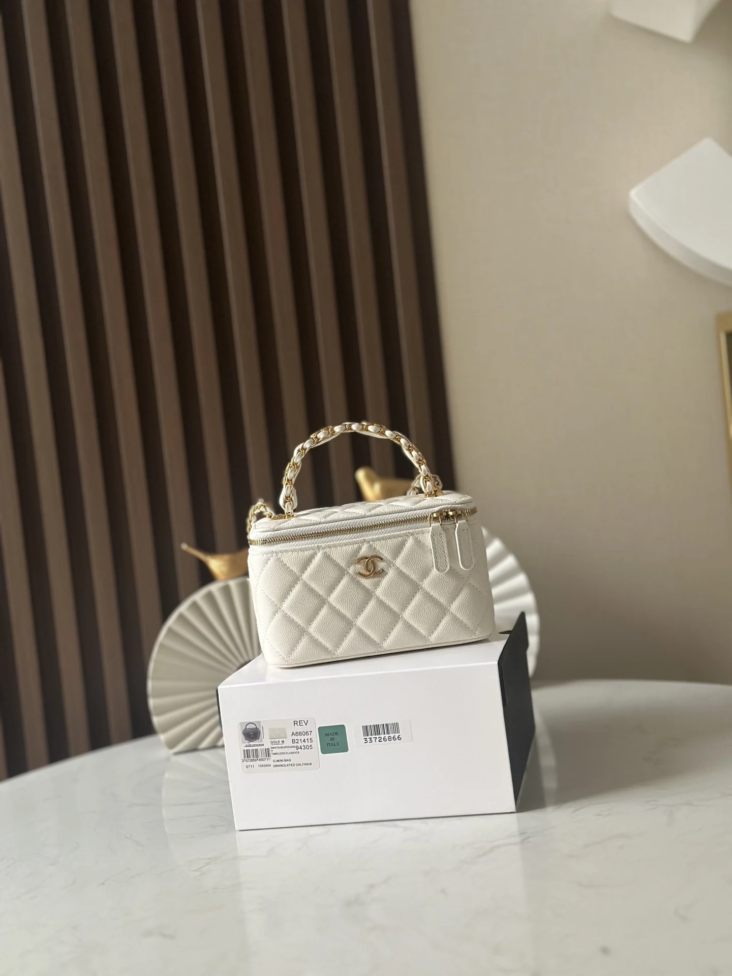 Chanel 66067 25B Double C Thick Handle Cosmetic Case Makeup Bag Women s Handbag Crossbody Bag