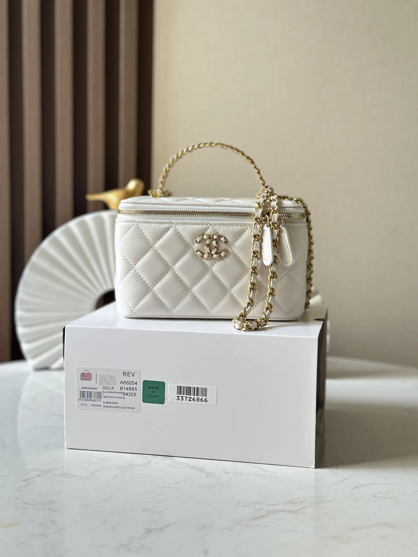 Chanel 66054 24c Diamond Letter Handle Top Handle Crossbody Bag