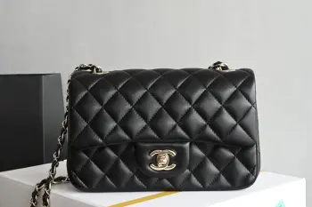 1116 CF Classic Flap Extra Mini Crossbody Bag Replica Chanel womens bags