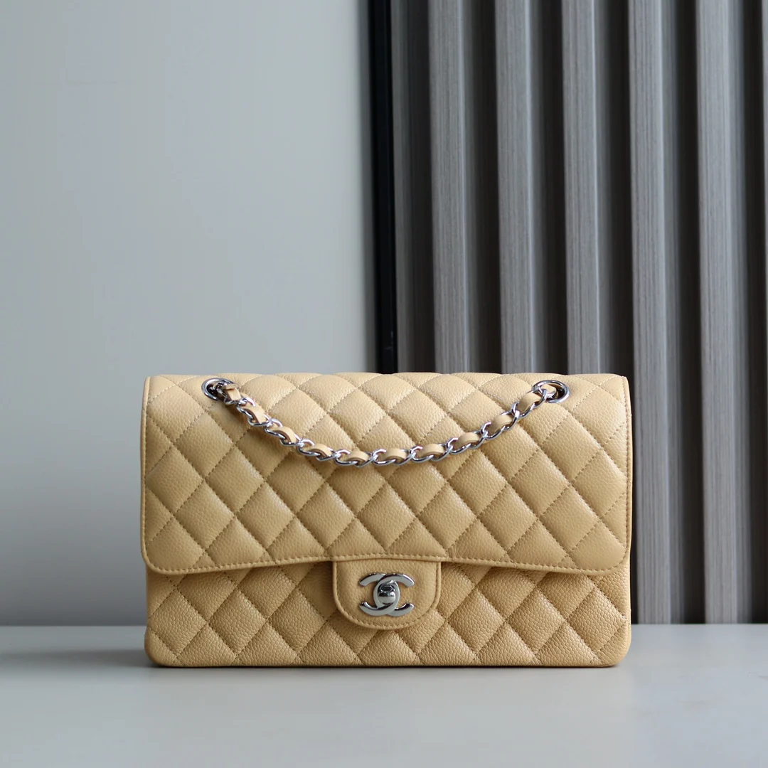 Chanel 1112 CF Classic Flap 25cm Crossbody Bag
