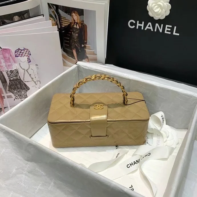 Chanel 2226 Vintage Cosmetic Bag Ladies Handbag