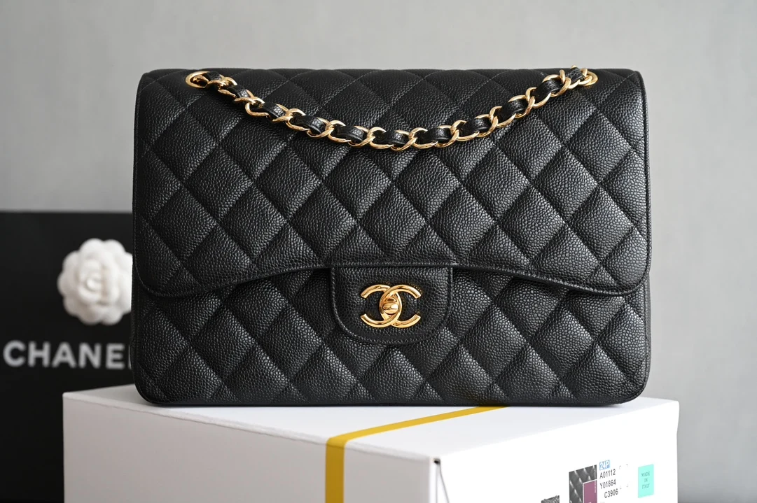 Chanel 1119 CF Classic Flap Jumbo 30 Crossbody Bag