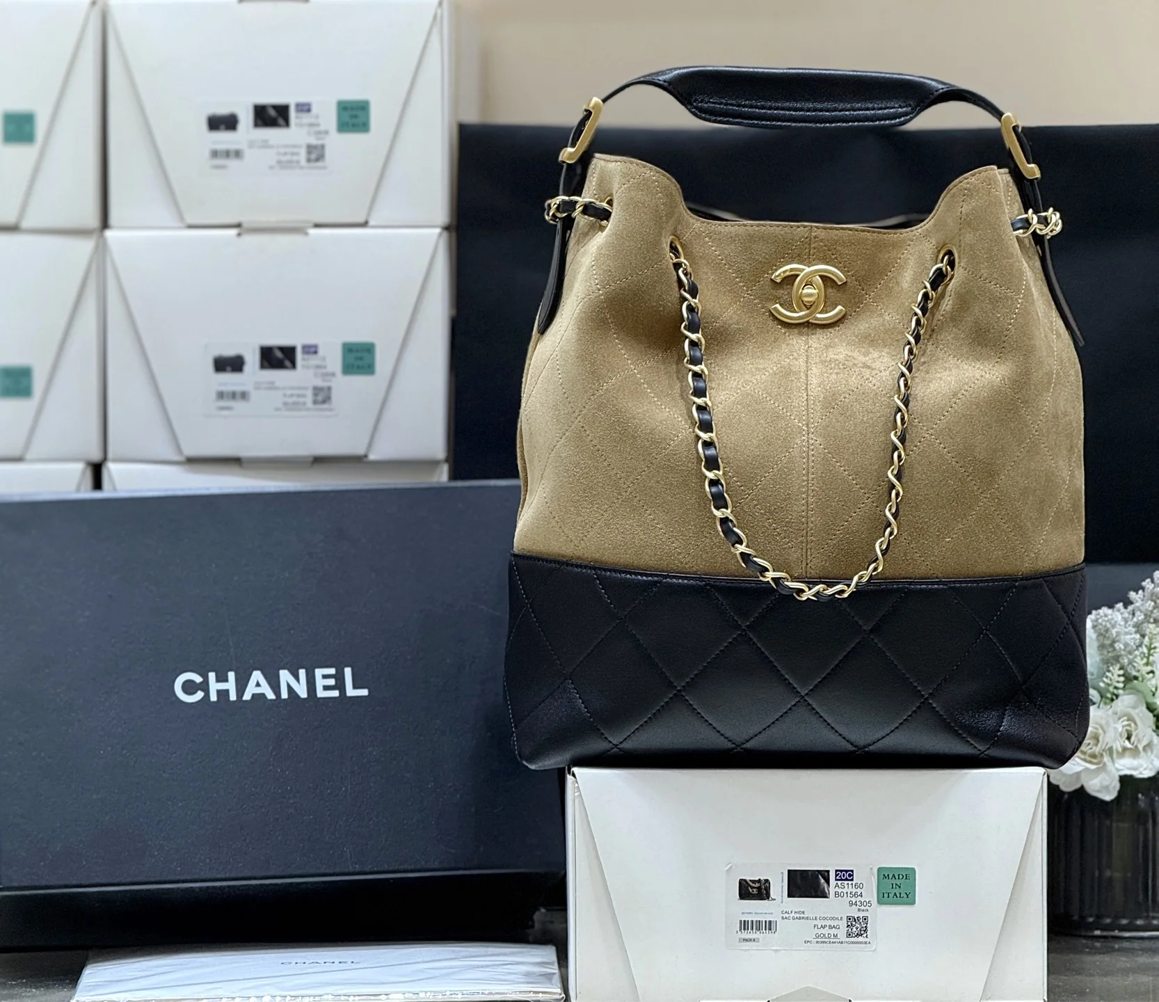 Chanel AS5636 25A Vertical Hobo Women s Handbag Shoulder Bag