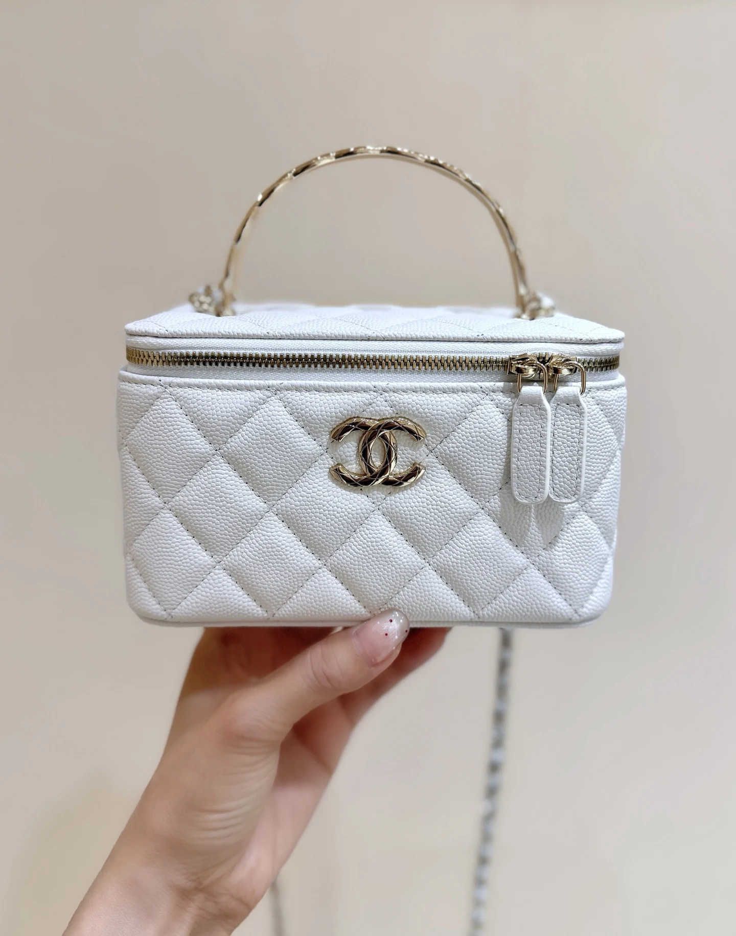Chanel AP4590 25S Coco Crush Handle Long Box Vanity Case Women s Handbag Shoulder Bag