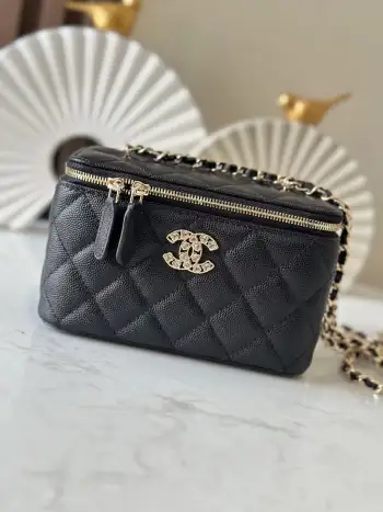 66033 25 Chain Box Vanity Case Women s Top Handle Crossbody Bag Replica Chanel womens bags