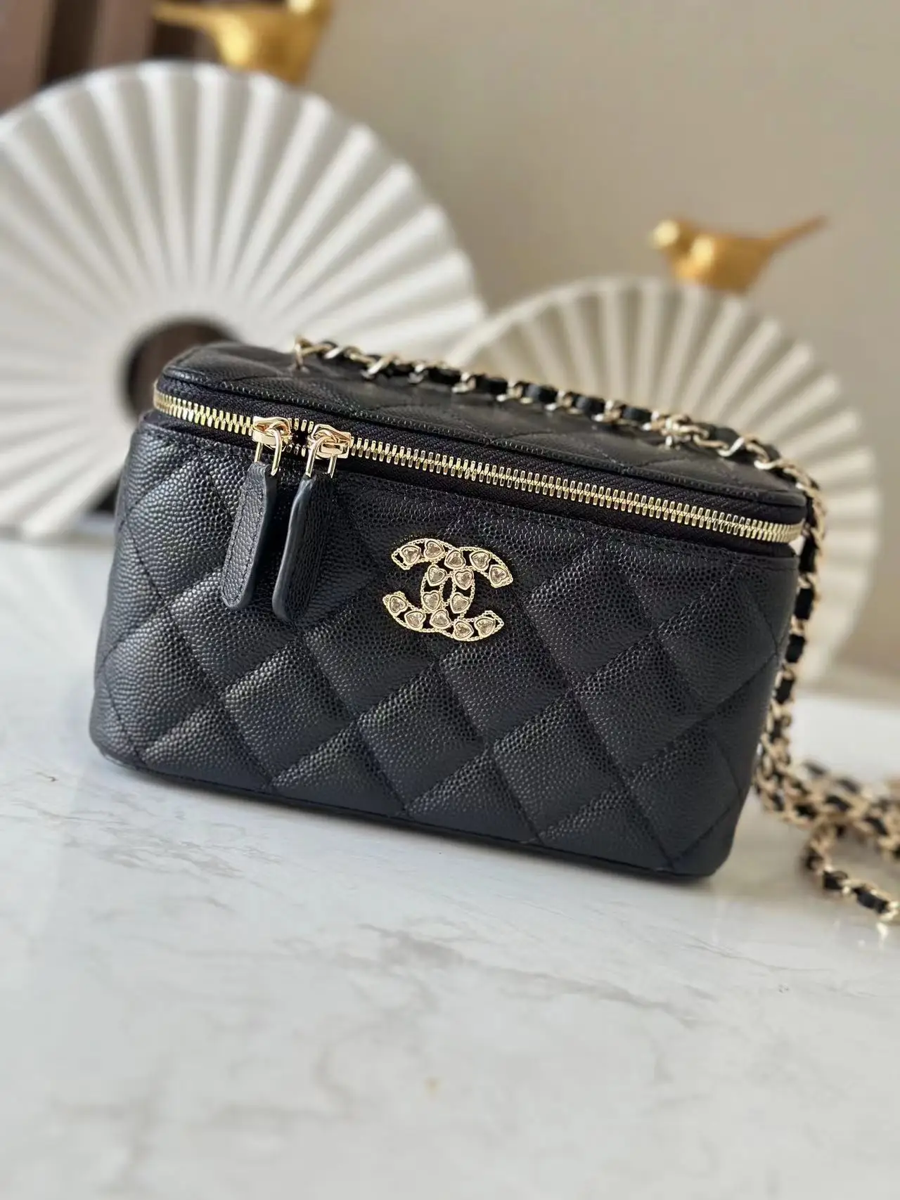 Chanel 66033 25 Chain Box Vanity Case Women s Top Handle Crossbody Bag Chanel 66033 25 Chain Box Vanity Case Women s Top Handle Crossbody Bag