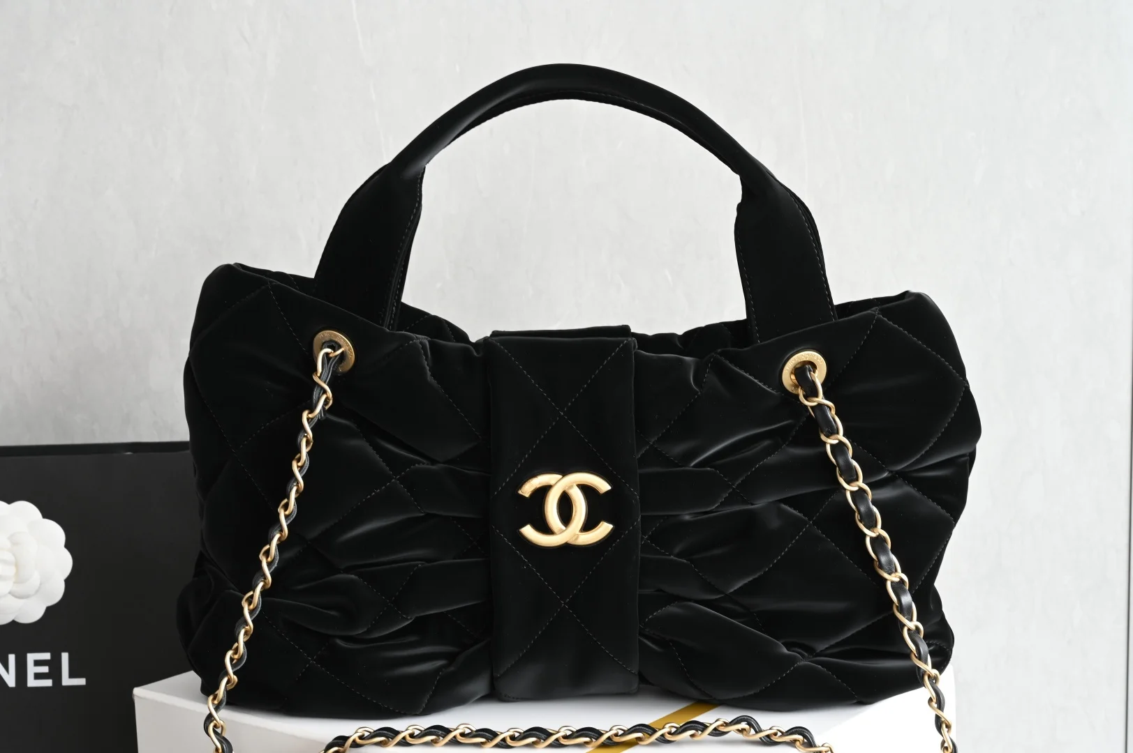 Chanel 5851 25k Velvet Bow Bag - Tote Crossbody