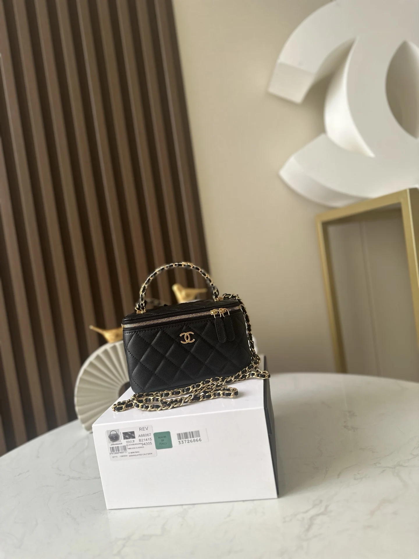 Chanel 66067 25B Double C Thick Handle Cosmetic Case Makeup Bag Women s Handbag Crossbody Bag