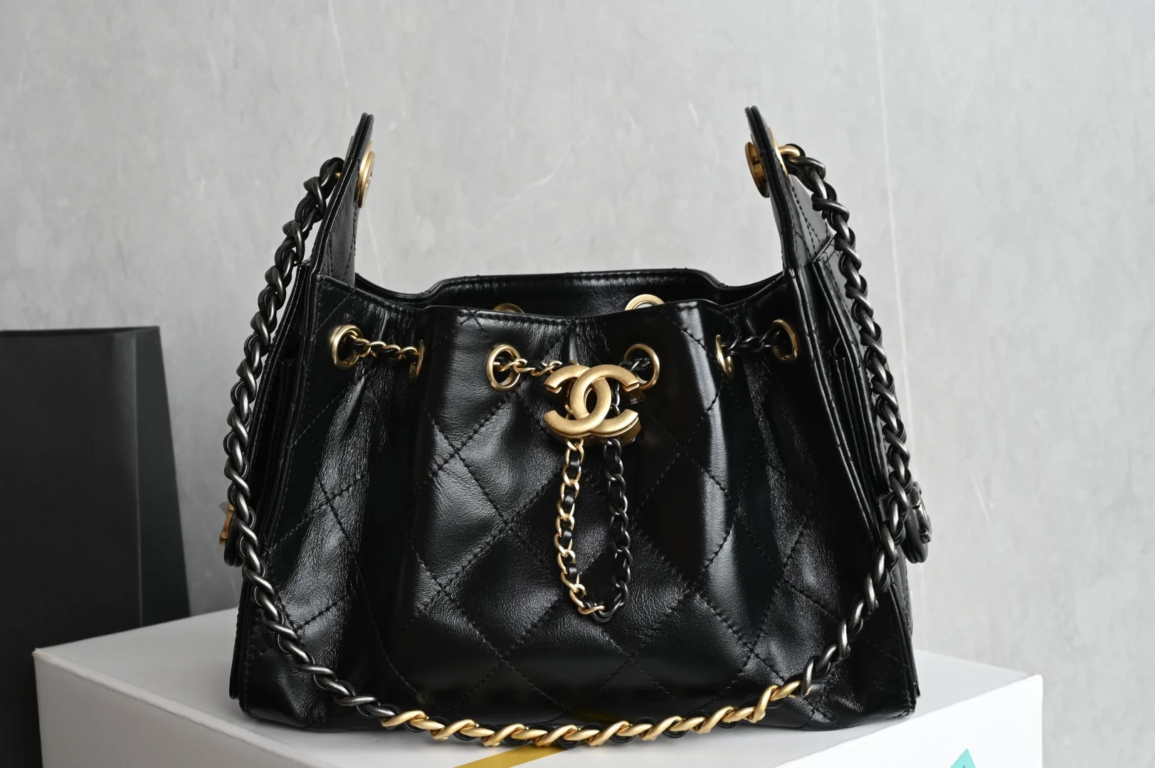 Chanel 5631 25Bag mini 26c hobo mini women s shoulder bag
