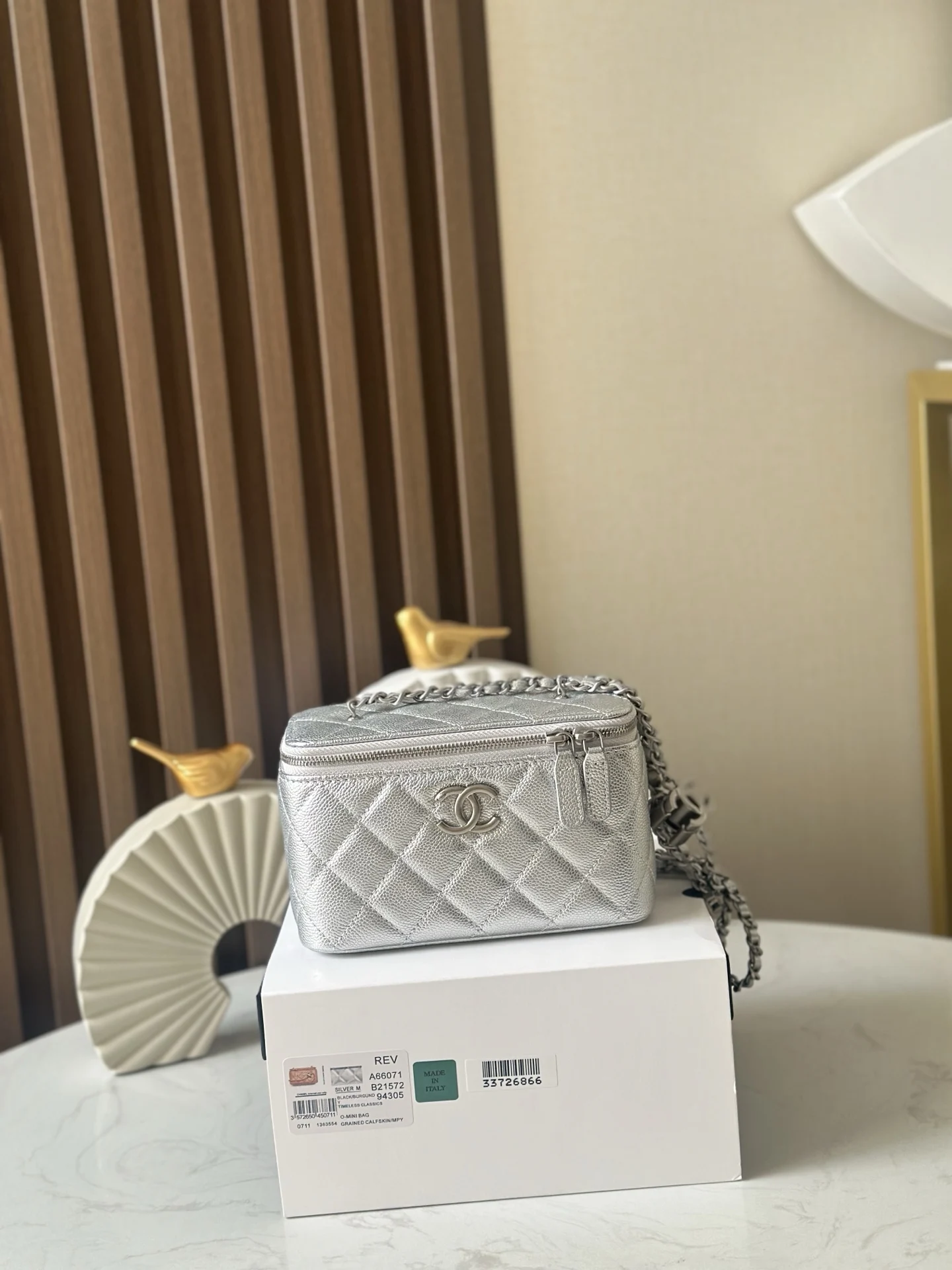 Chanel 66071 25B Classic Double C Buckle Cosmetic Bag Women s Crossbody Bag