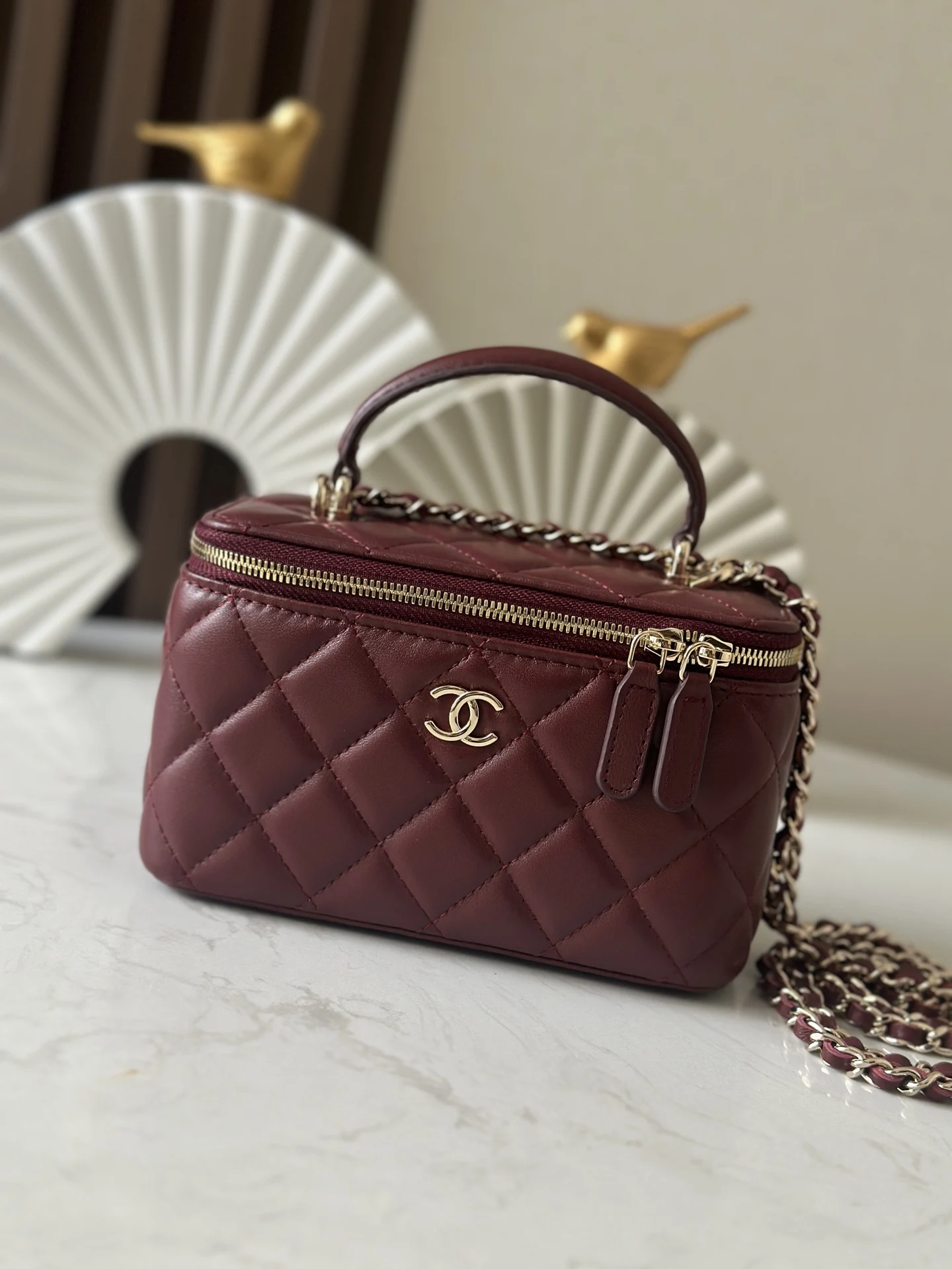 Chanel 66021 Large Chain Cosmetic Bag Women s Handbag Crossbody Bag Chanel 66021 Large Chain Cosmetic Bag Women s Handbag Crossbody Bag