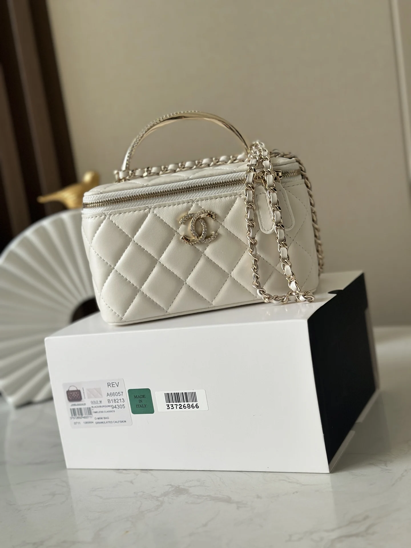 Chanel 66057 24K Glitter Diamond Box Bag Handbag Crossbody Bag Chanel 66057 24K Glitter Diamond Box Bag Handbag Crossbody Bag