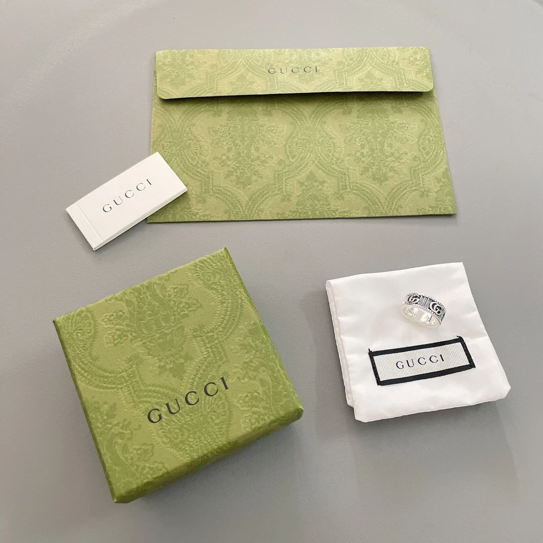 Gucci Antique Double G Ring