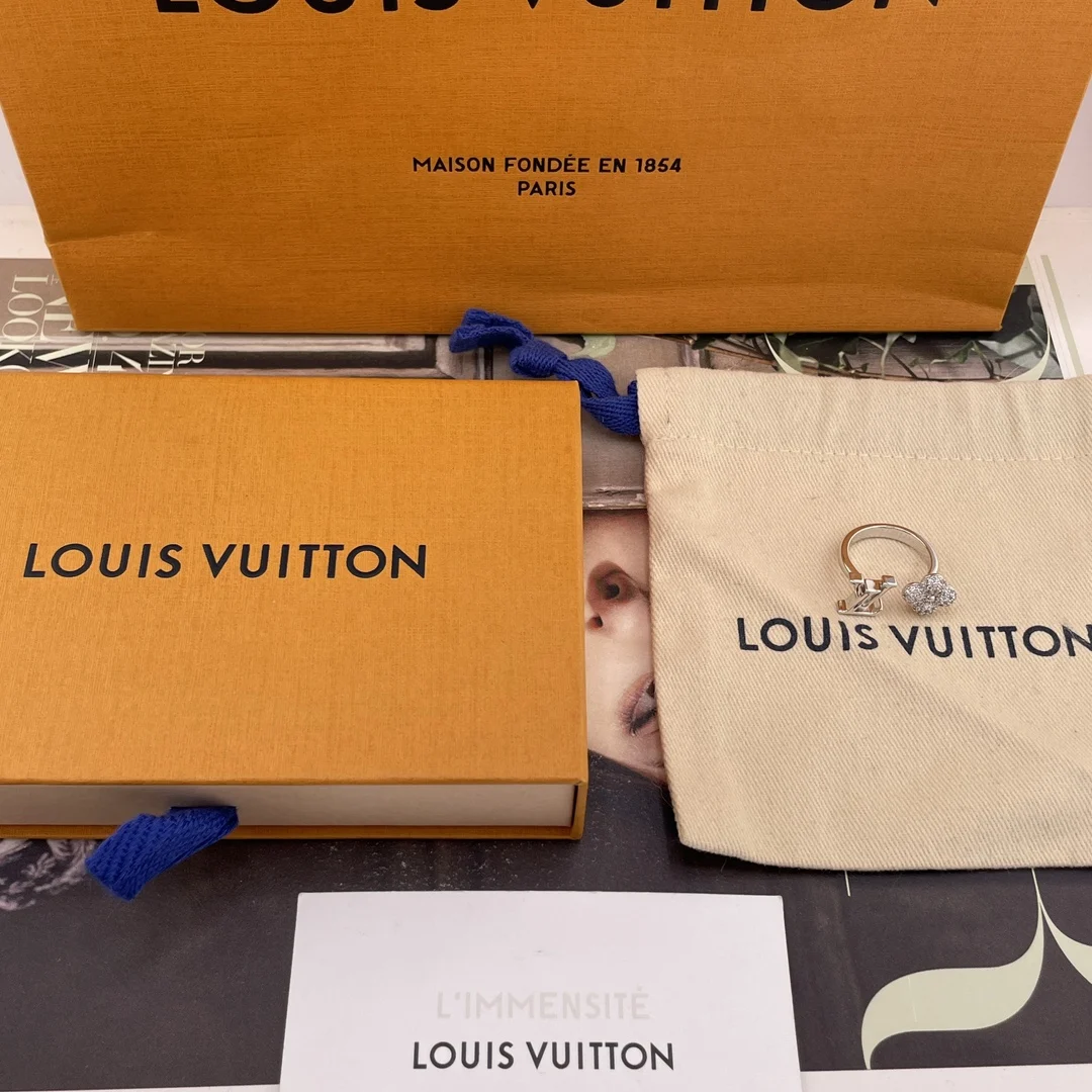 Louis Vuitton Open Pave Diamond Flower Ring
